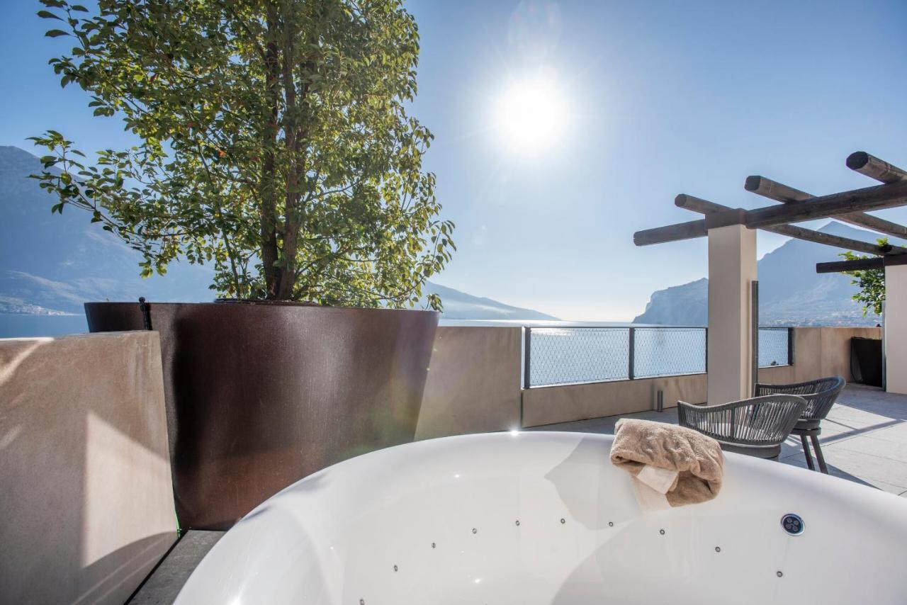Eala My Lakeside Dream - Adults Friendly Limone sul Garda Esterno foto